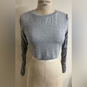 La Bijou Knit Ruched Sleeve Crop Top Size Large